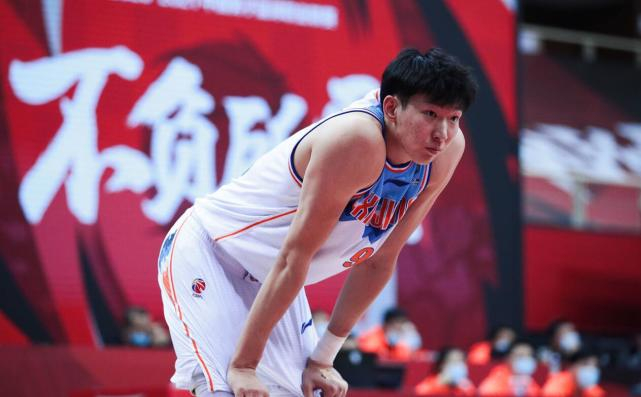 爱游戏体育在线-荷甲今晚再迎强敌，曼城队长鼓劲，主帅态度——质疑声仍在，细节决定成败 